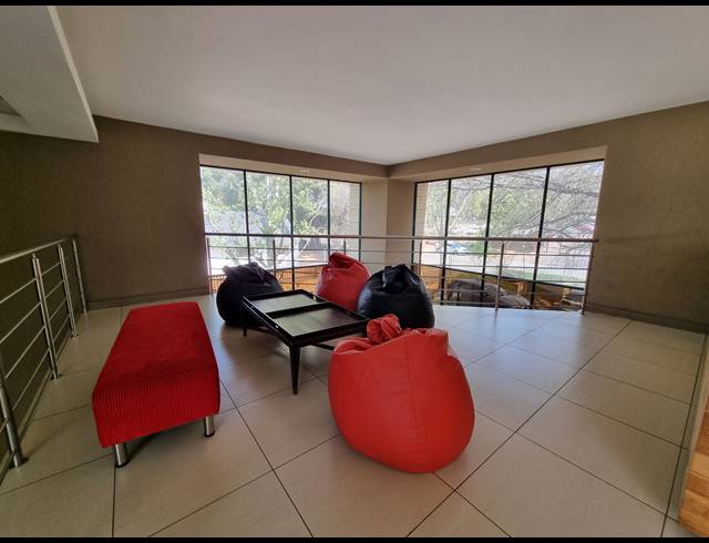 131M² OFFICE FOR SALE IN RIVONIA